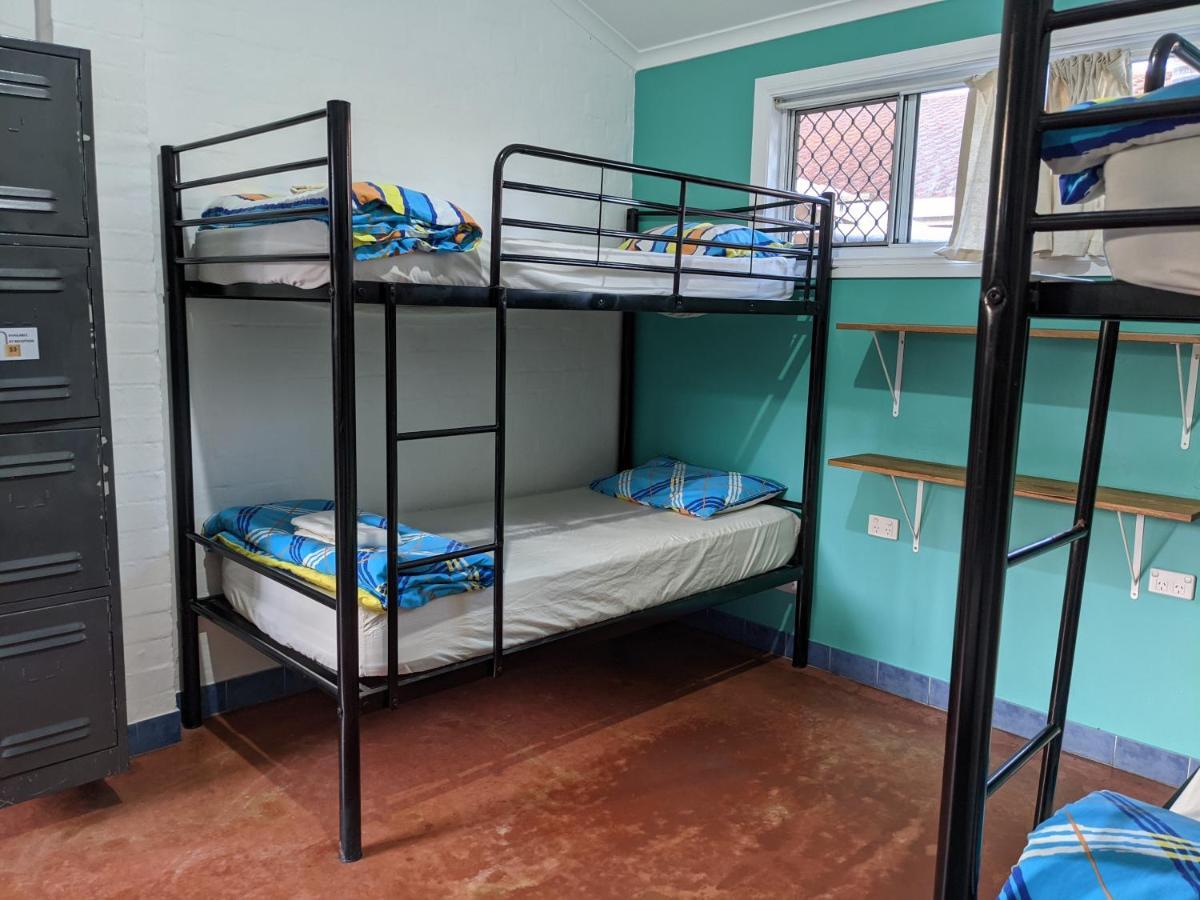 Ozzie Pozzie Backpackers Vandrehjem Port Macquarie Eksteriør billede