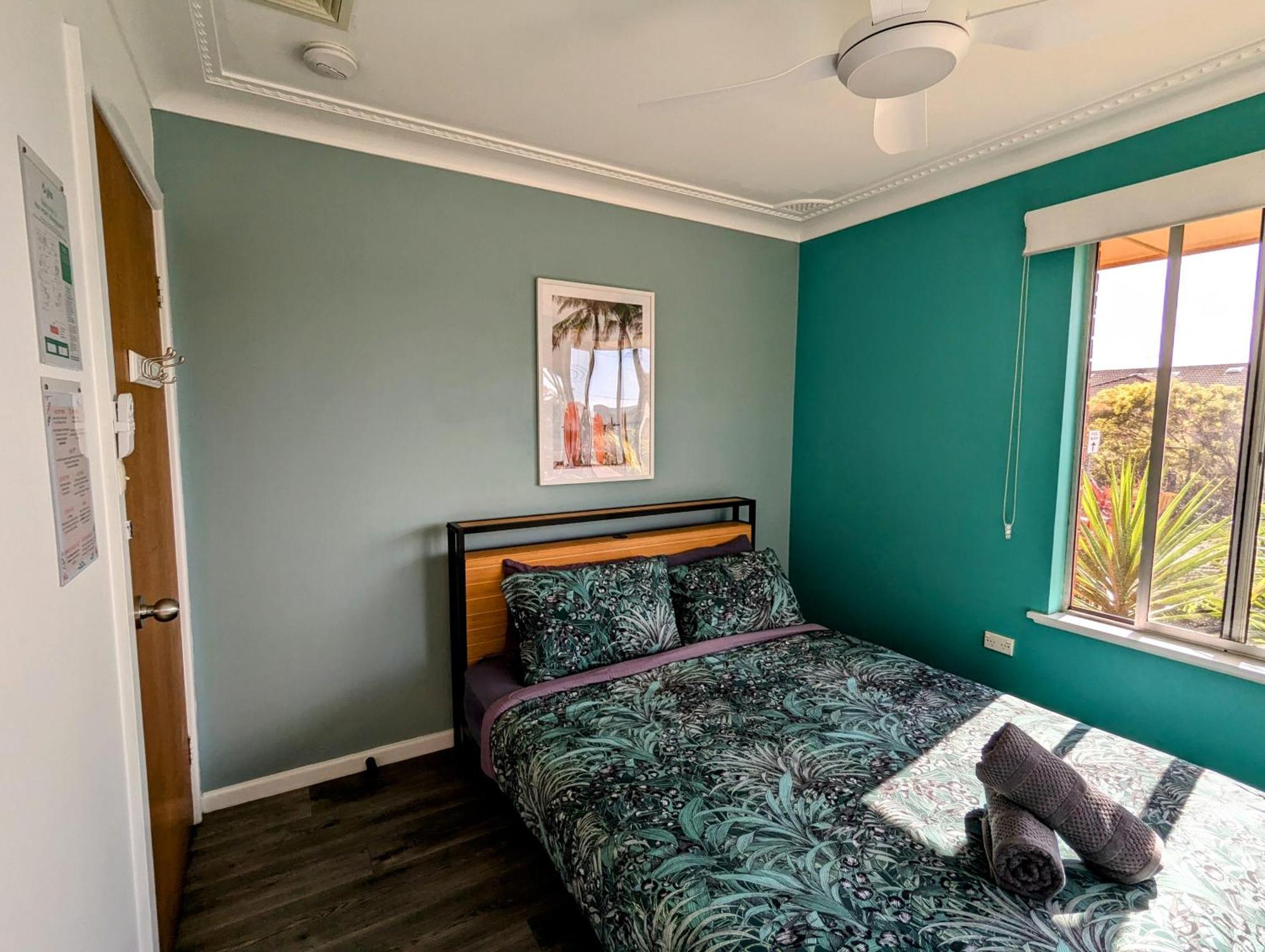 Ozzie Pozzie Backpackers Vandrehjem Port Macquarie Eksteriør billede