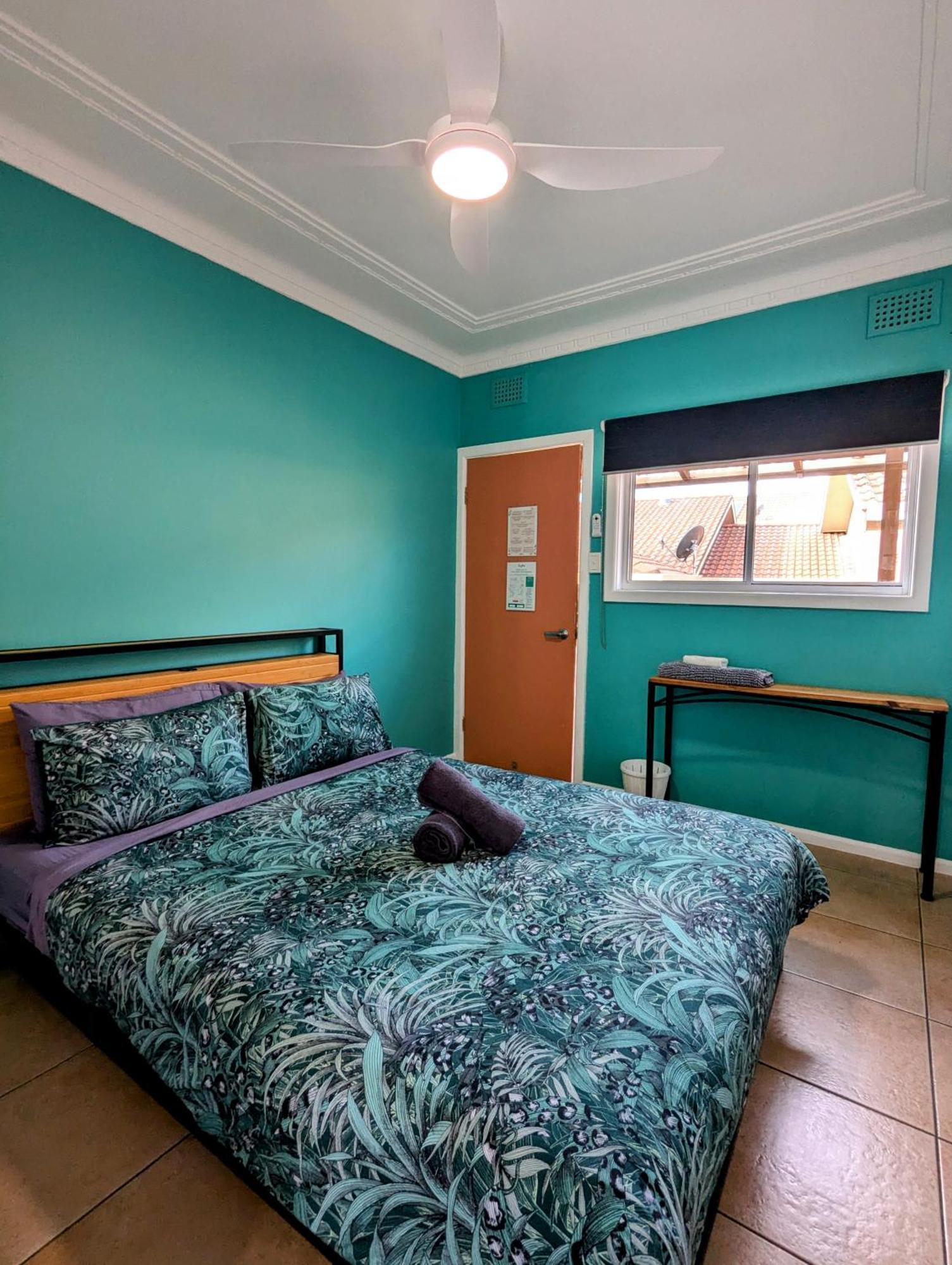 Ozzie Pozzie Backpackers Vandrehjem Port Macquarie Eksteriør billede