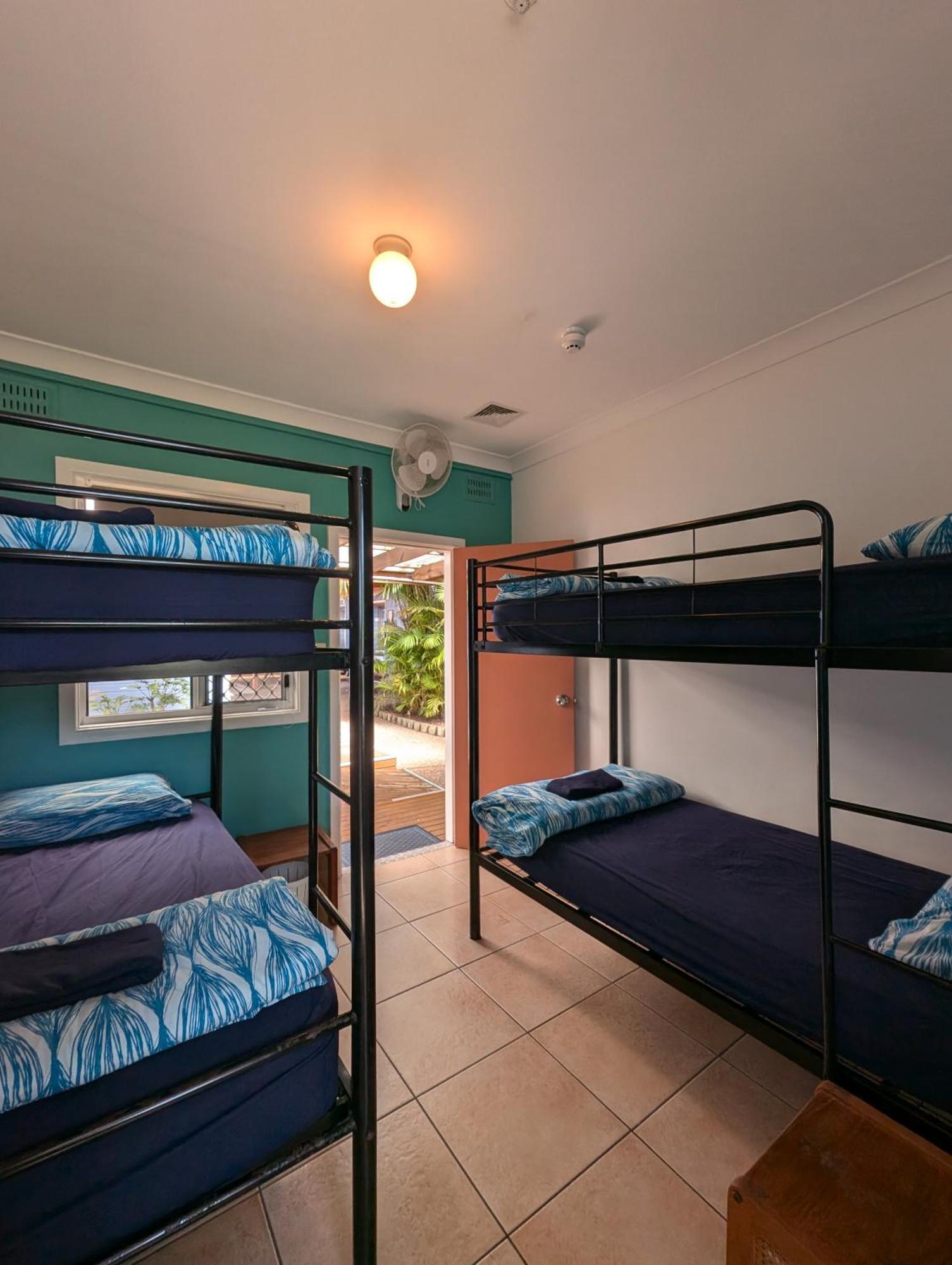 Ozzie Pozzie Backpackers Vandrehjem Port Macquarie Eksteriør billede