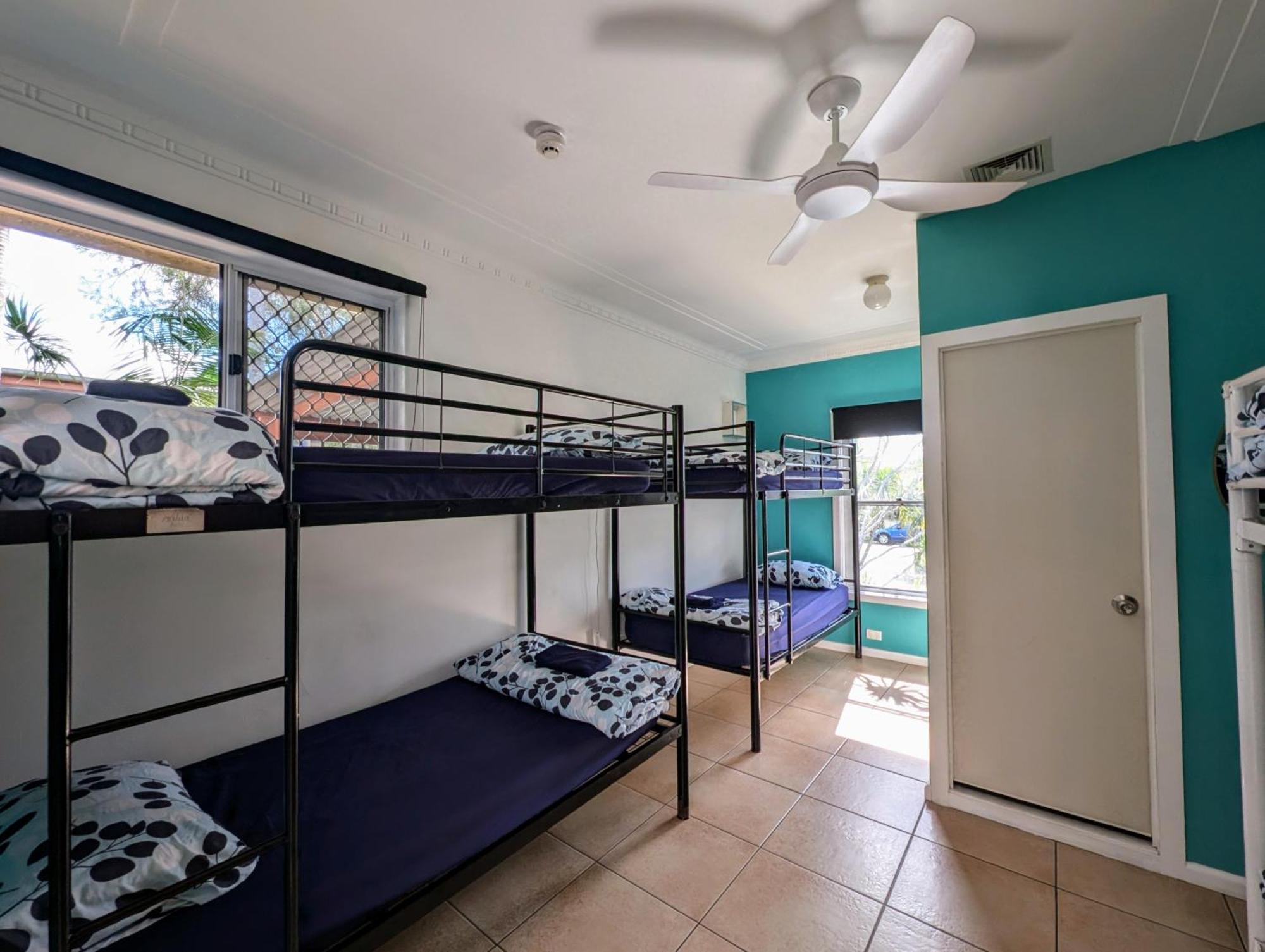 Ozzie Pozzie Backpackers Vandrehjem Port Macquarie Eksteriør billede